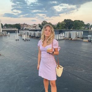 Meet your Posher, Deanna